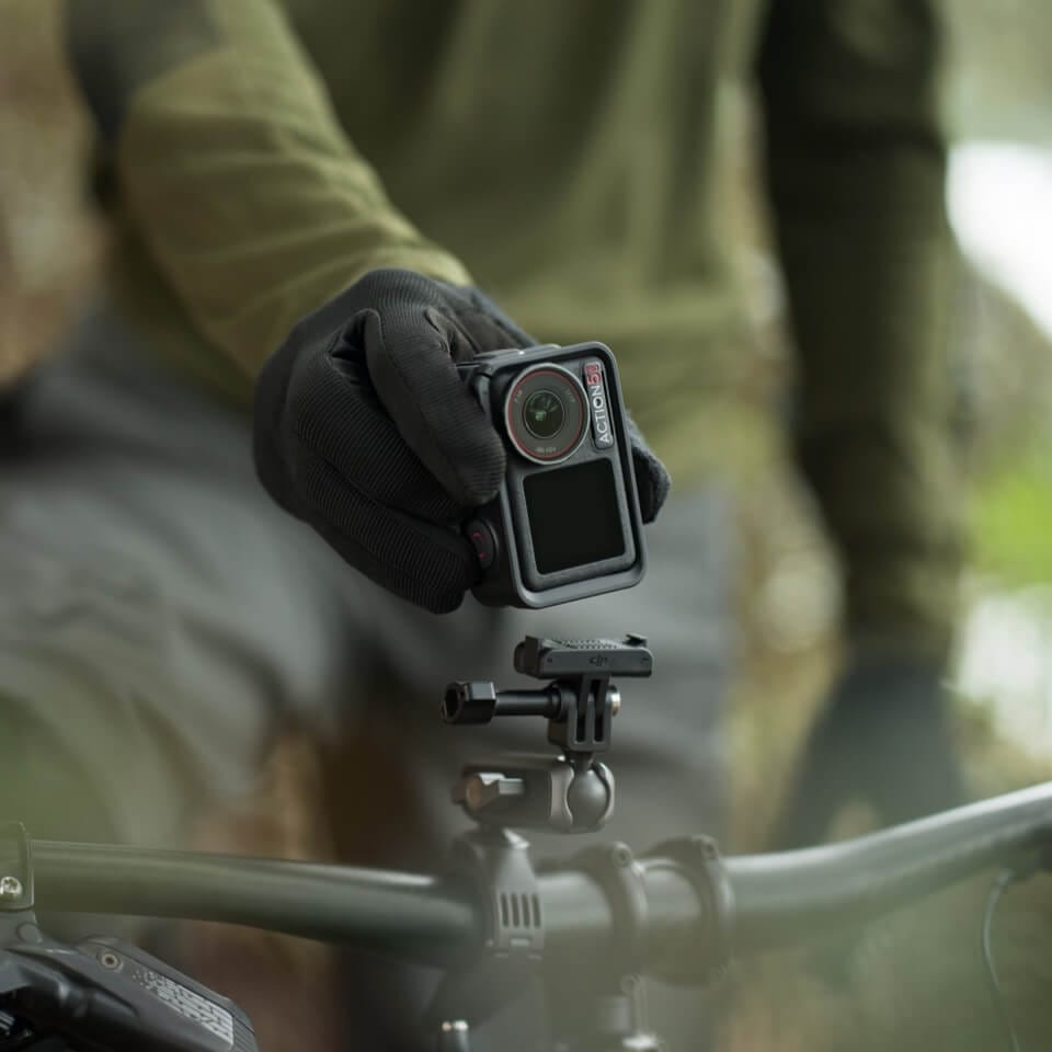 Cum salvezi rapid clipurile DJI Action 5 Pro pe un SSD extern