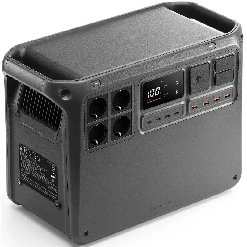 DJI Power 2000 – multă conectivitate într-un format compact
