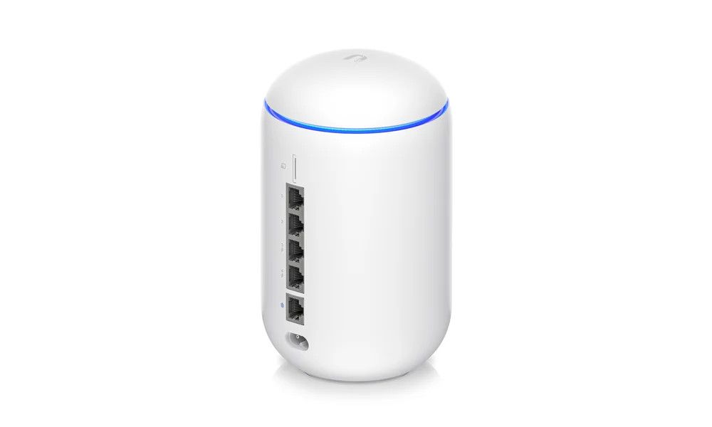 Router clasic vs sistem mesh: ce alegi pentru familia ta?